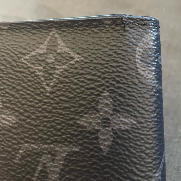 Louis Vuitton Eclipse wallet - Picture 13 of 13